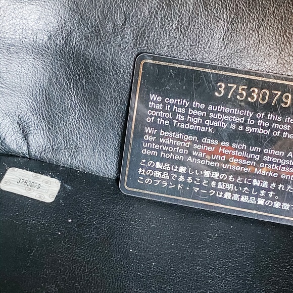 CHANEL large CC vintage shopper tote gold chain - Picture 4 of 6